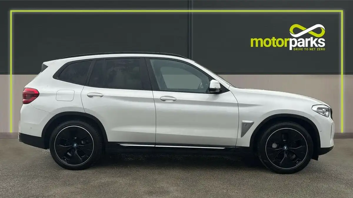 2021-bmw-ix3-e-premier-edition-big-1