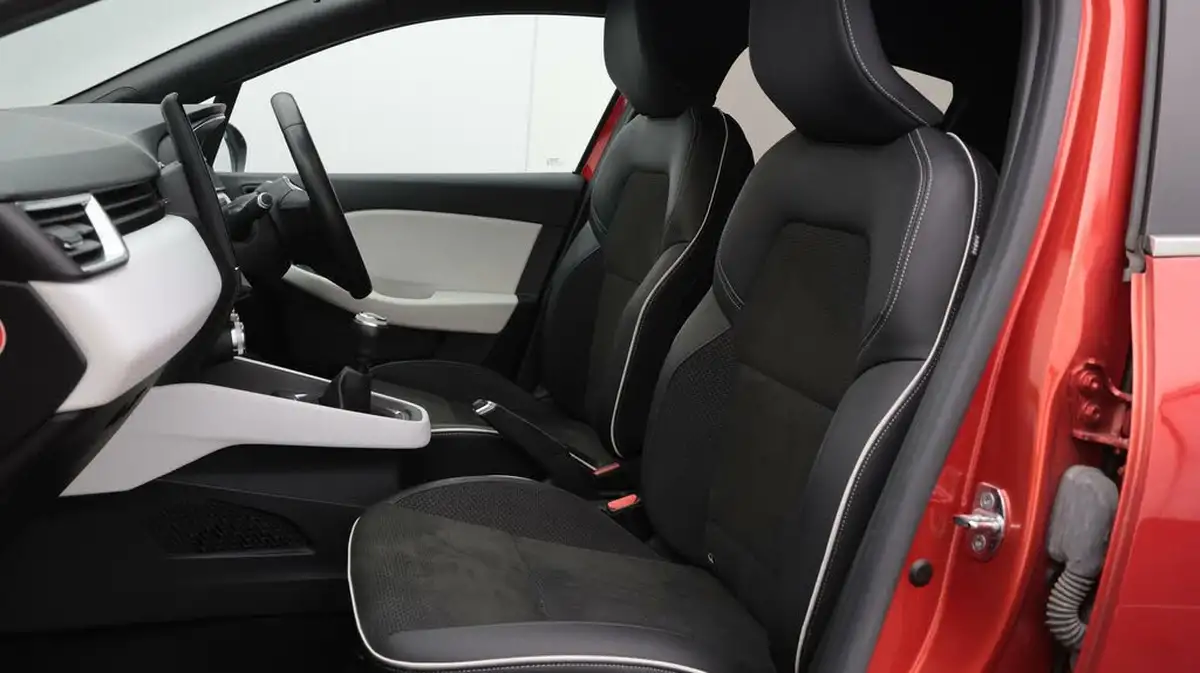 2021-renault-clio-10-tce-s-edition-100bhp-big-14