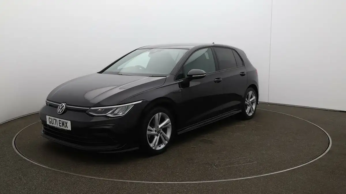 2021-volkswagen-golf-15-tsi-r-line-150ps-hatchback-big-3