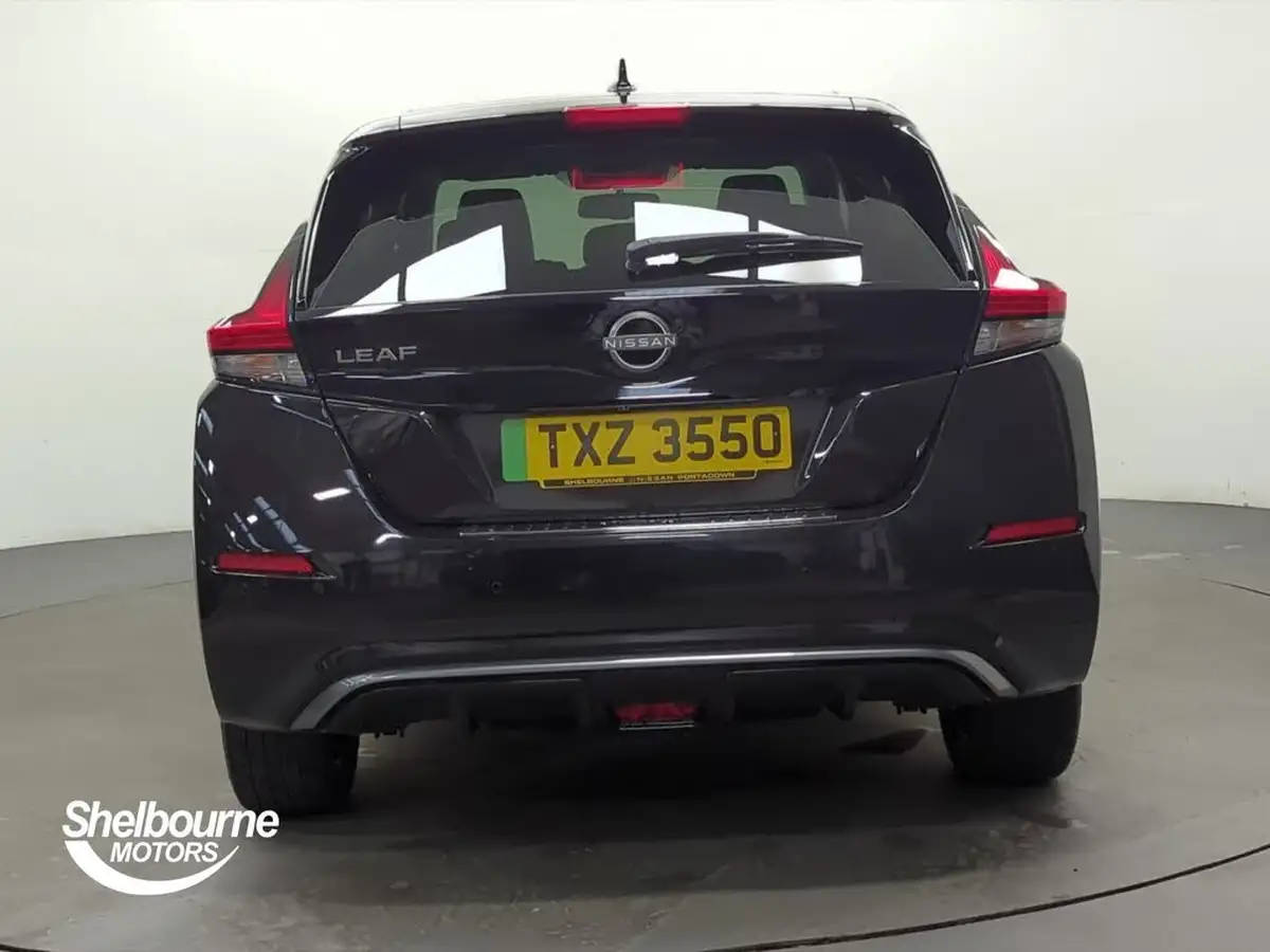 2024-nissan-leaf-e-e-tekna-59kwh-big-12