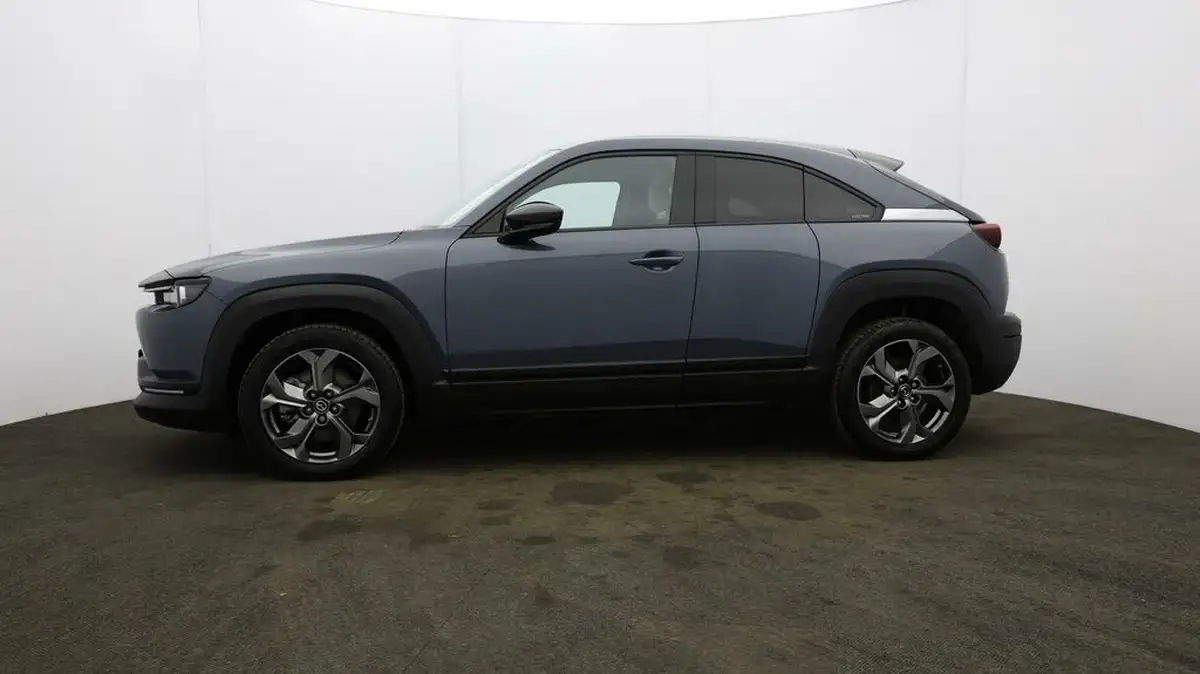 2021-mazda-mx-30-e-sport-lux-big-31