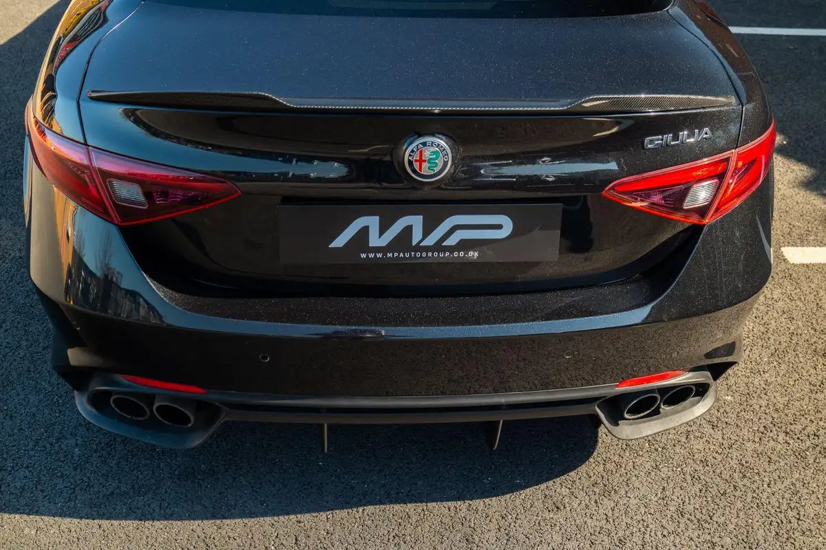 2020-alfa-romeo-giulia-29-biturbo-quadrifoglio-ss-big-66