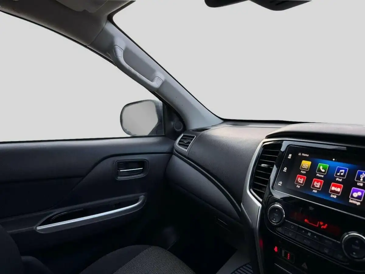2020-mitsubishi-l200-22di-d-warrior-auto-big-30