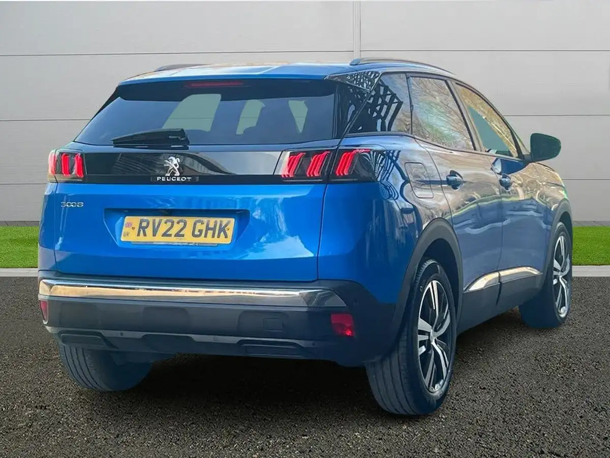 2022-peugeot-3008-suv-12-puretech-allure-premium-big-6