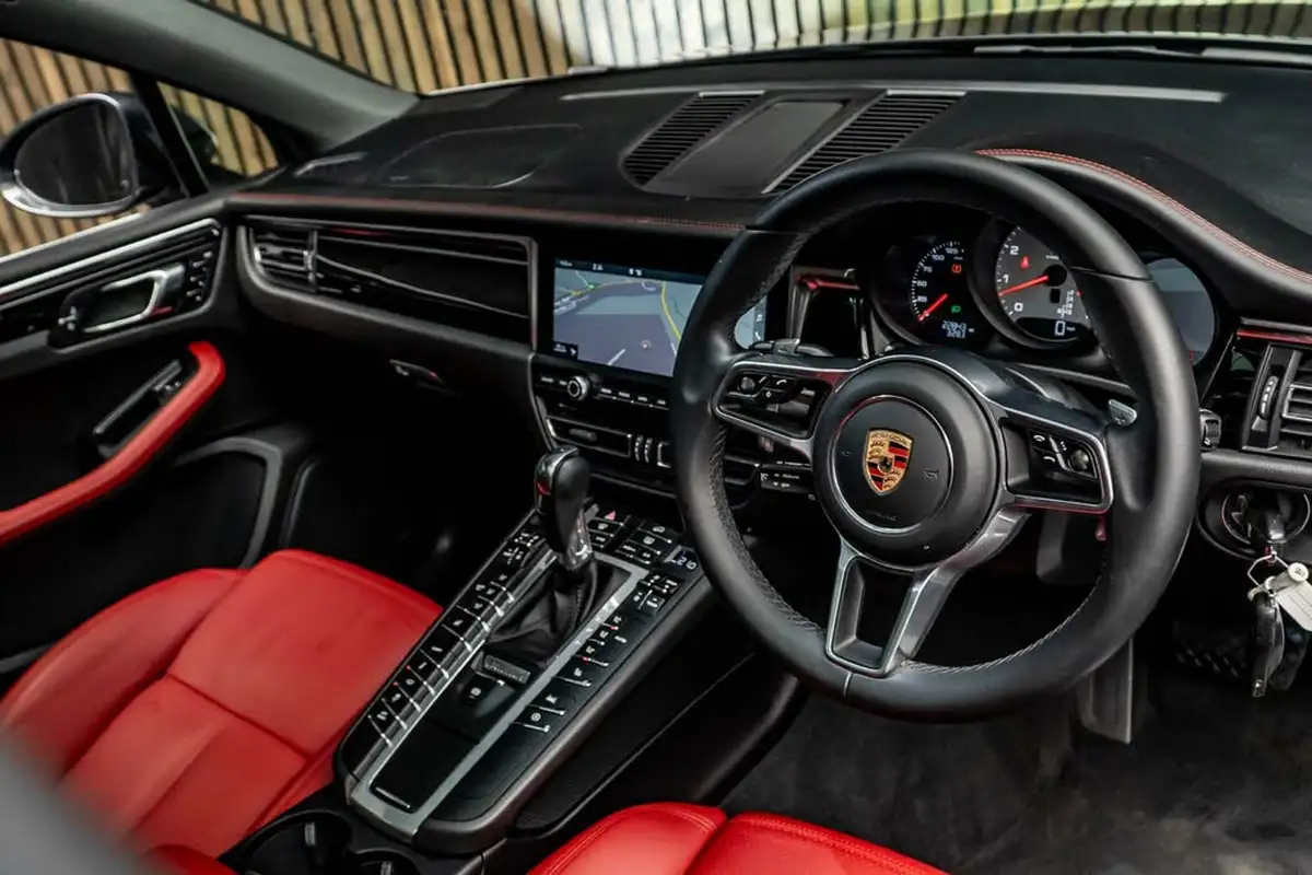 2019-porsche-macan-30-v6-s-big-22