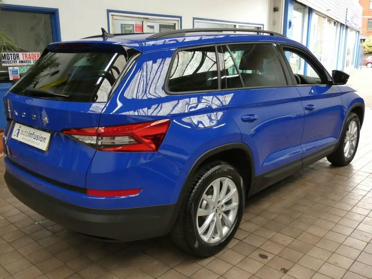 2021-skoda-kodiaq-15-tsi-se-7-big-23