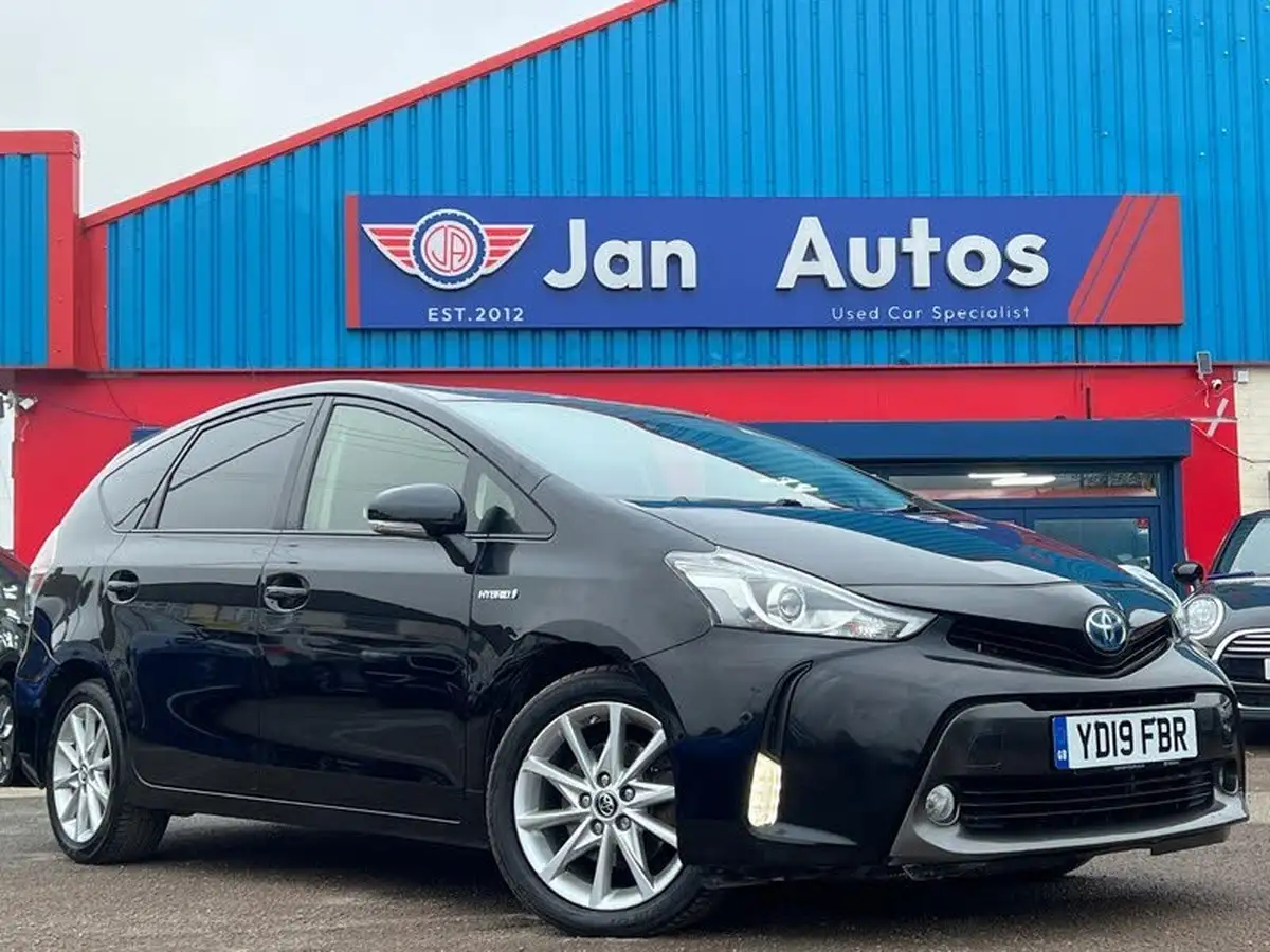 2019-toyota-prius-18-vvt-i-excel-big-0