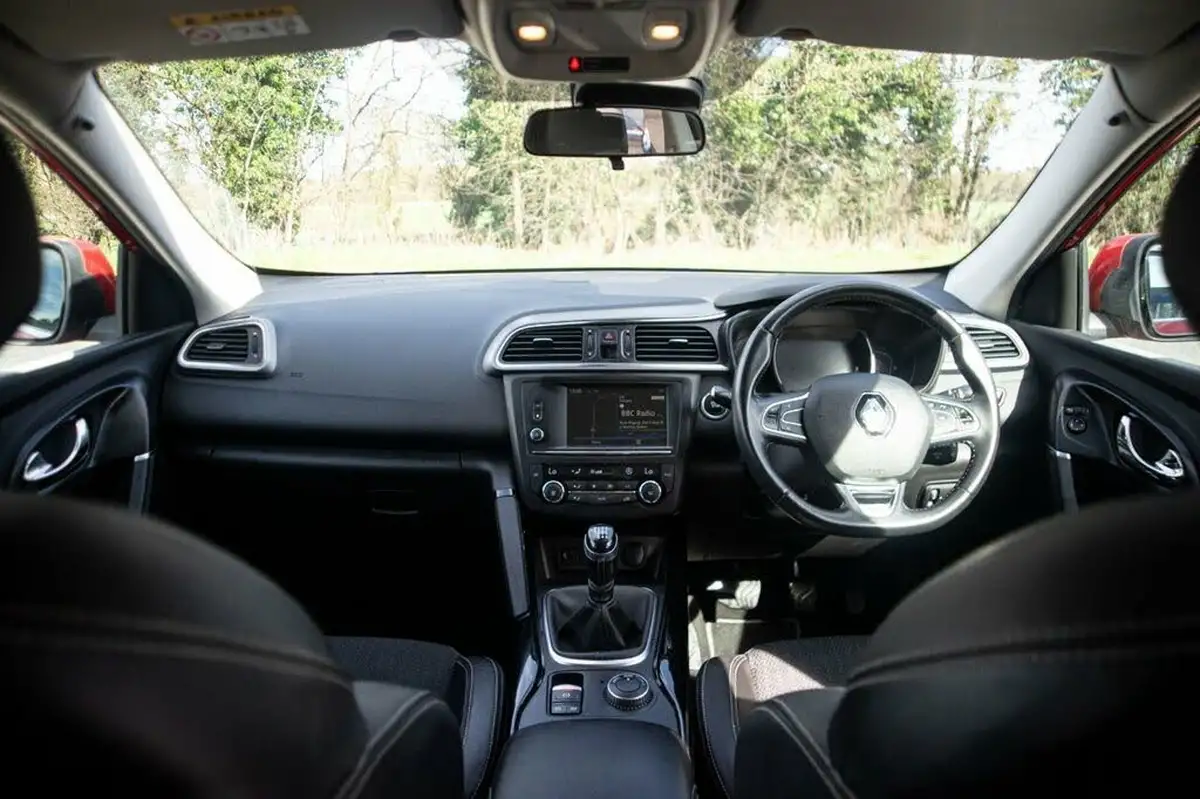 2016-renault-kadjar-16dci-dynamique-s-nav-4x4-big-2