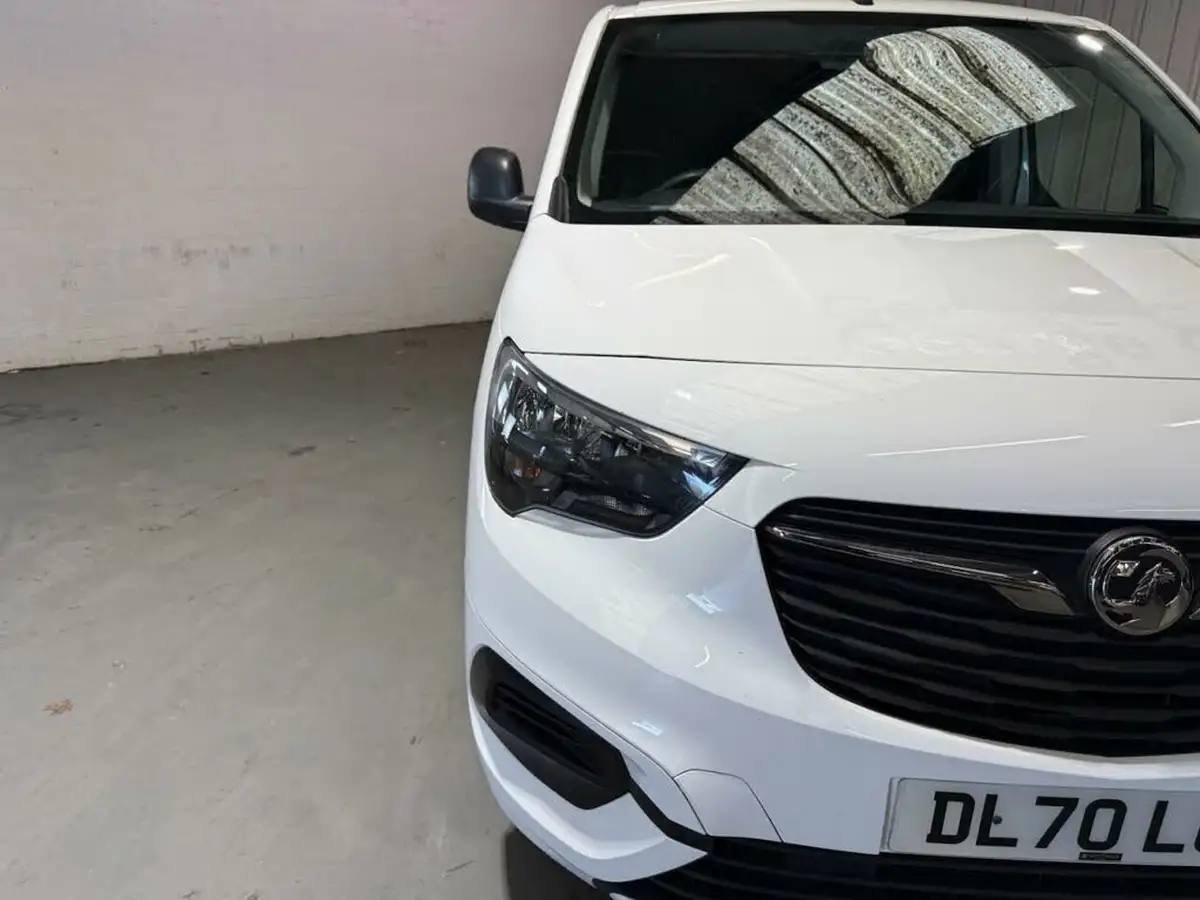 2020-vauxhall-combo-15cdti-sportive-2300-100pseu6dt-l1h1-panel-big-7