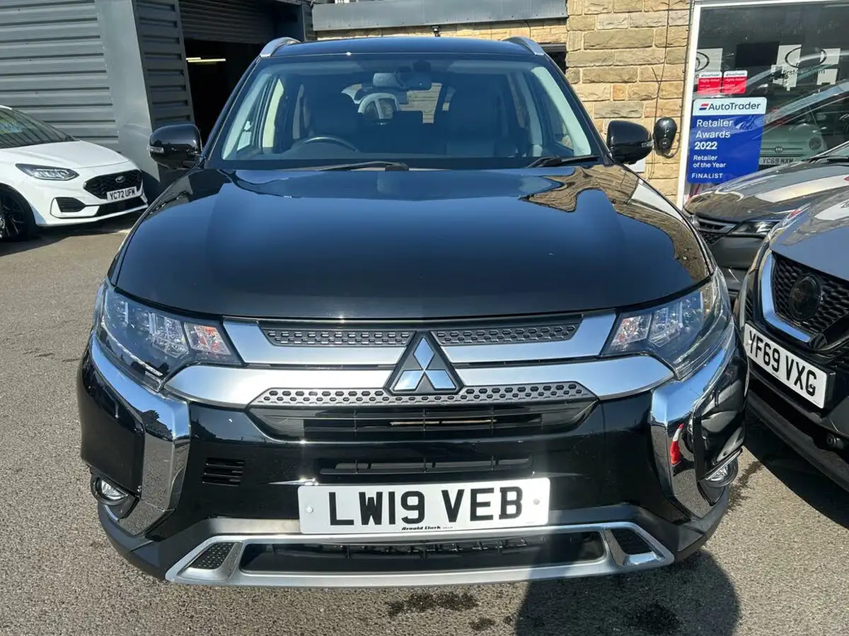 2019-mitsubishi-outlander-20-exceed-big-3