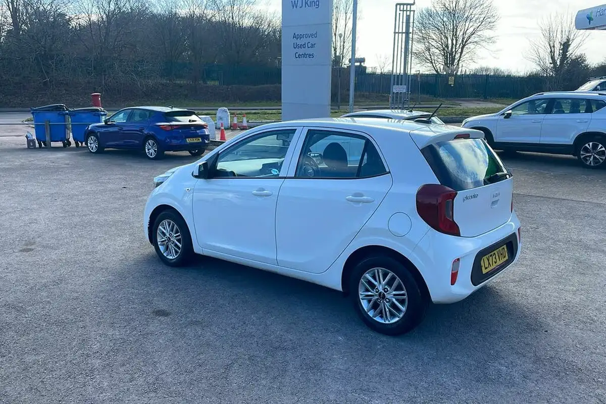 2023-kia-picanto-10-2-auto-seq-big-1