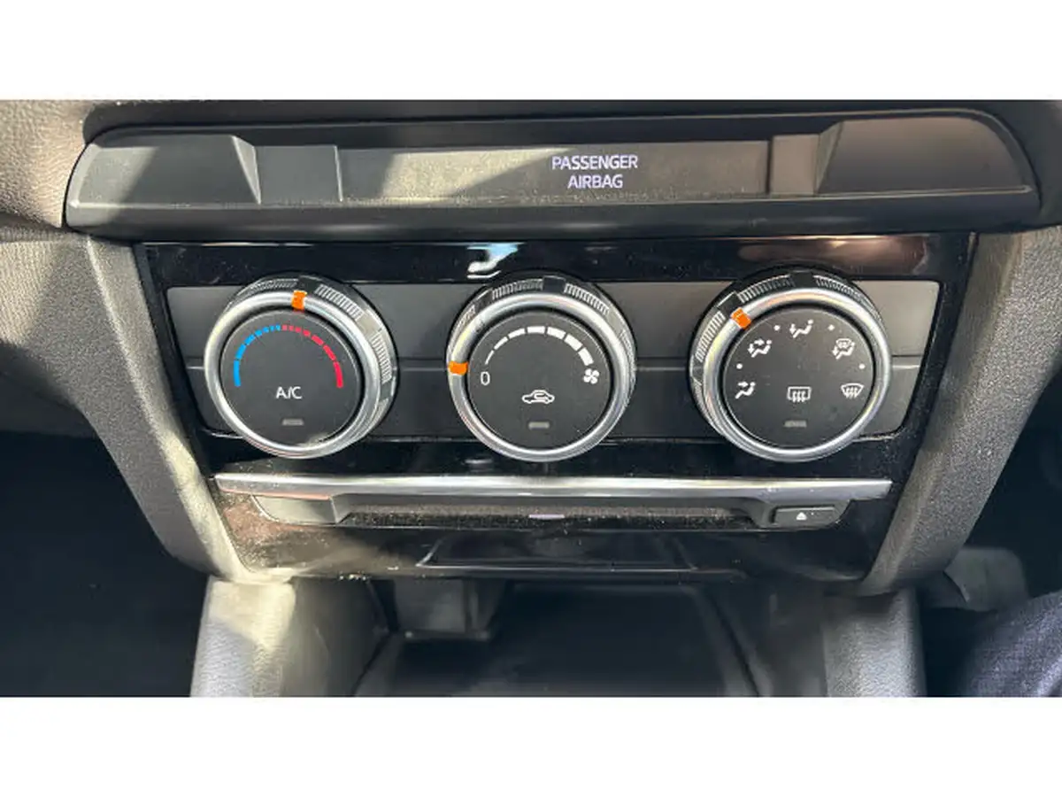 2017-mazda-mazda6-20-se-nav-big-31