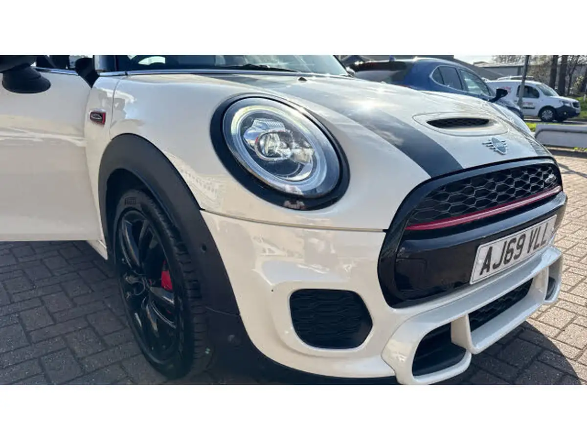 2019-mini-cooper-20-john-cooper-works-comfortnav-hatchback-3d-auto-big-37