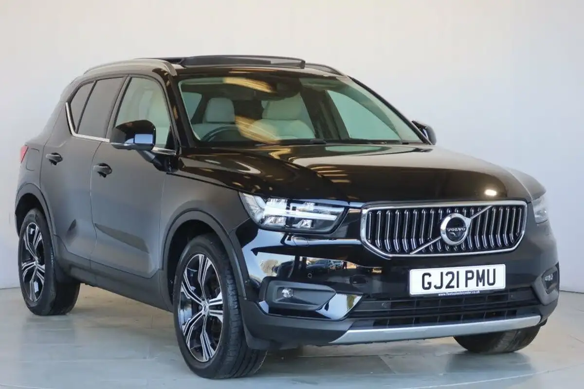 2021-volvo-xc40-20-b4-inscription-pro-194bhp-auto-big-9