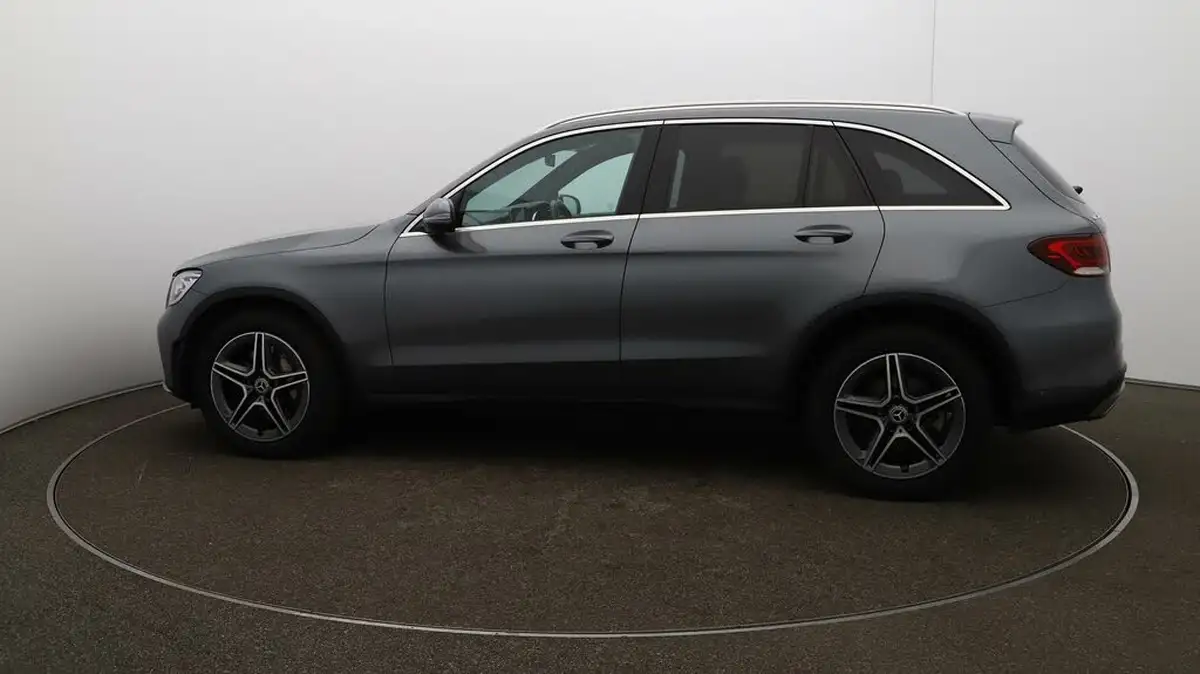 2019-mercedes-benz-glc-class-20d-glc220d-amg-line-station-wagon-5d-4matic-plus-big-50