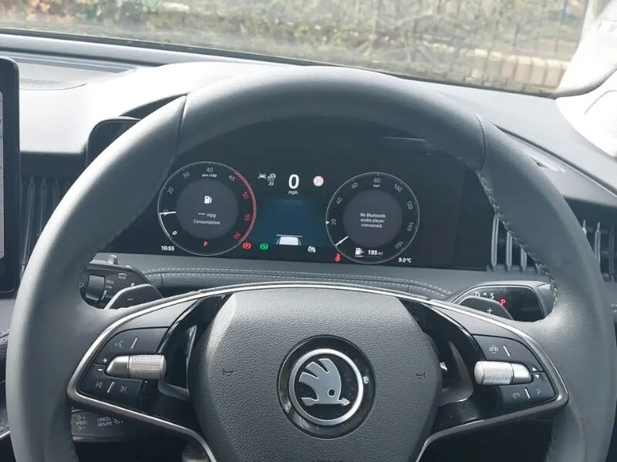 2024-skoda-superb-20tdi-se-l-150ps-scr-estate-dsg-big-10