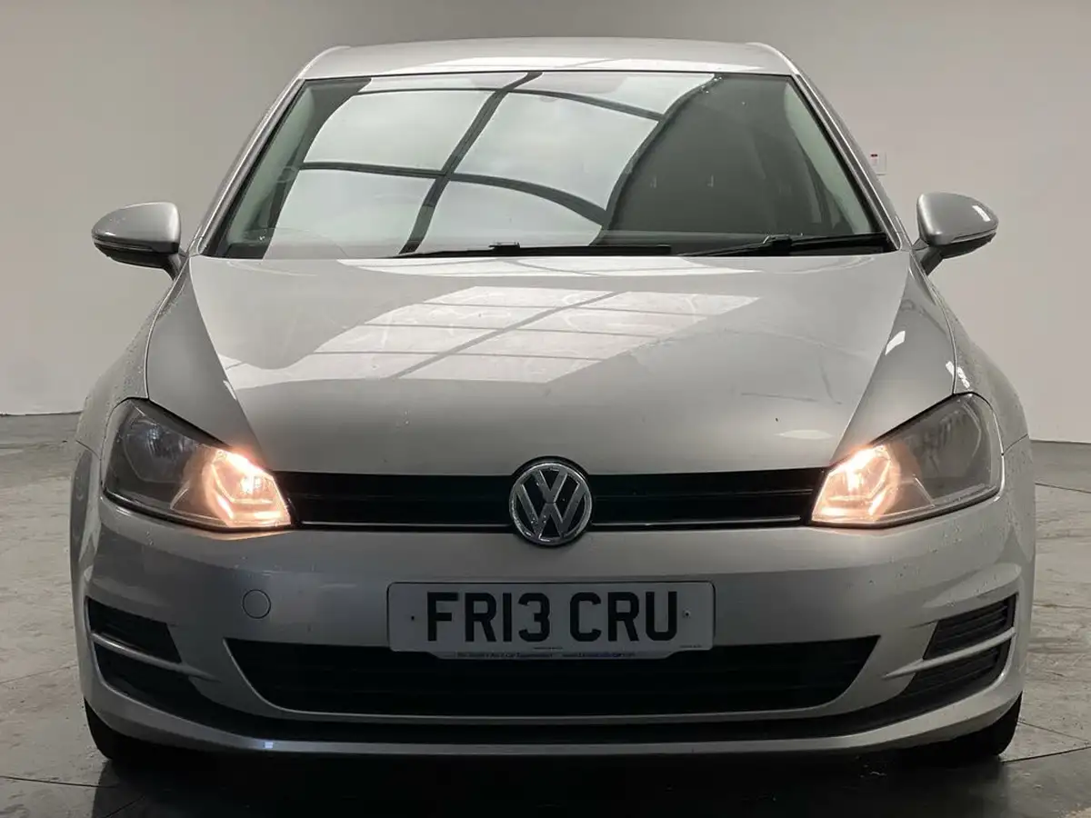 2013-volkswagen-golf-12-s-85ps-ss-hatchback-5d-big-1
