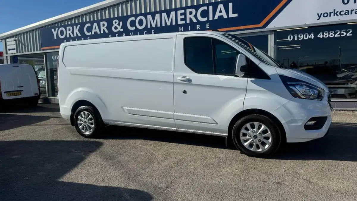 2022-ford-transit-custom-20tdci-340-l1h1-limited-170pseu6dt-auto-big-11