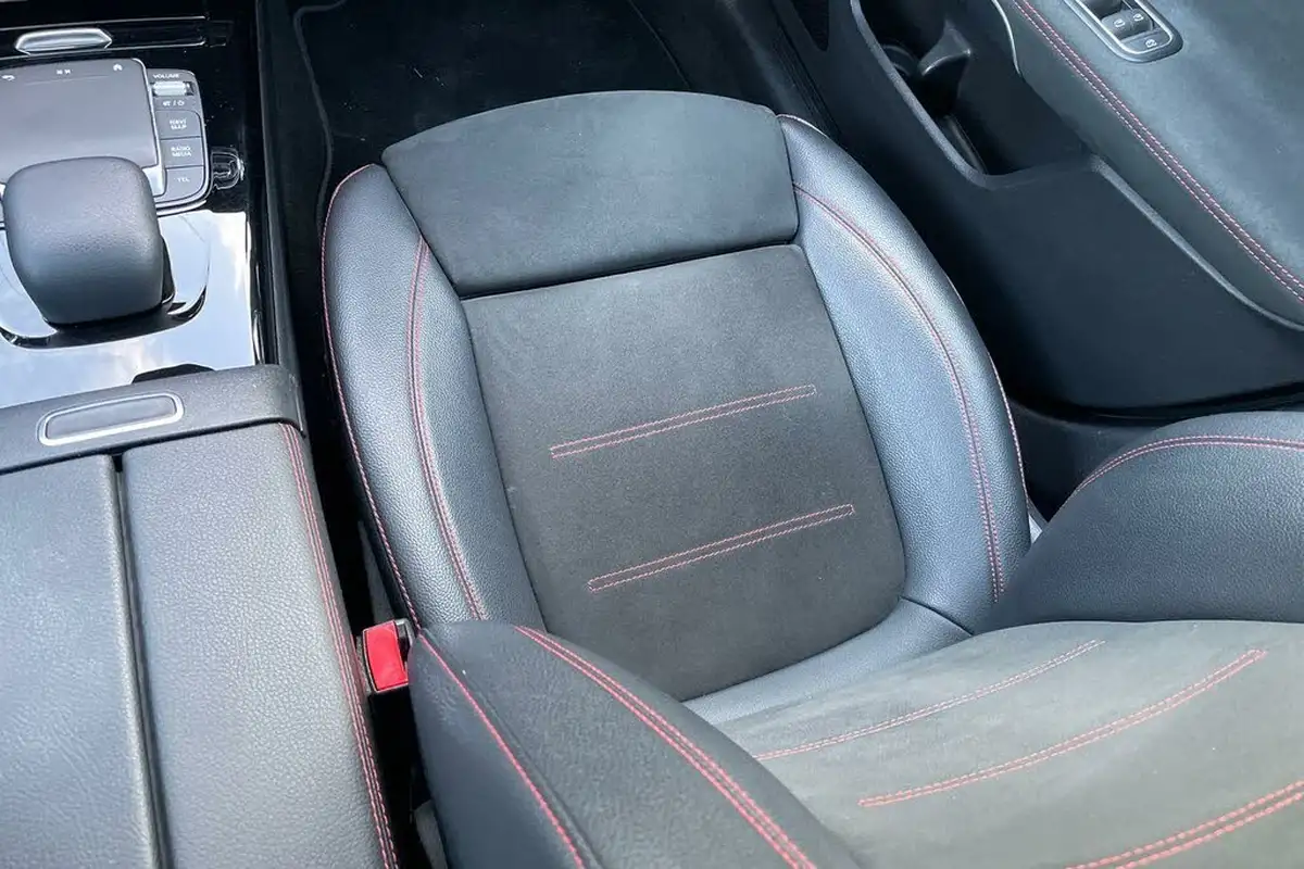 2020-mercedes-benz-a-class-20-a250-amg-line-premium-plus-hatchback-5d-big-34
