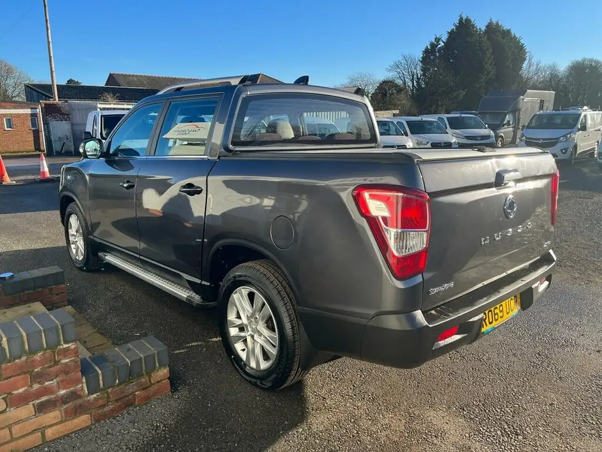 2019-kgm-ssangyong-musso-22td-rebel-big-2