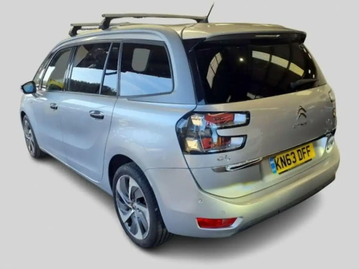 2013-citroen-grand-c4-picasso-20hdi-exclusive-big-1