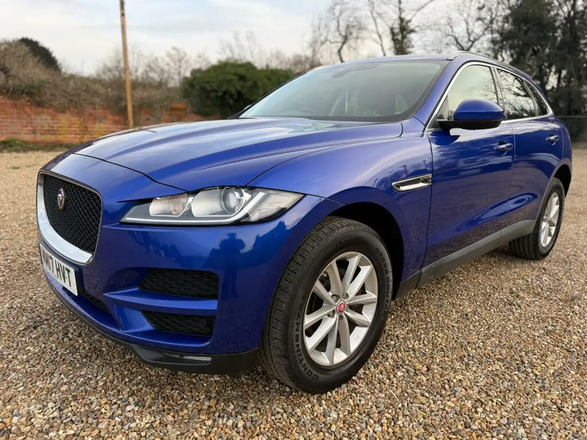 2017-jaguar-f-pace-20-i4d-prestige-180ps-awd-ss-auto-big-7
