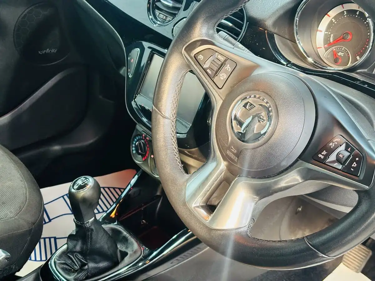 2014-vauxhall-adam-12-jam-big-9