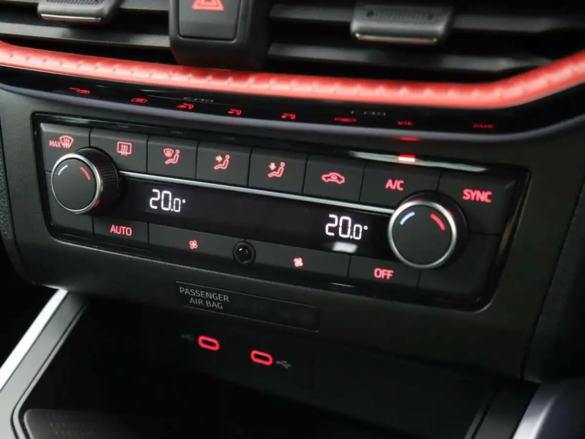 2022-seat-arona-15-tsi-fr-big-28