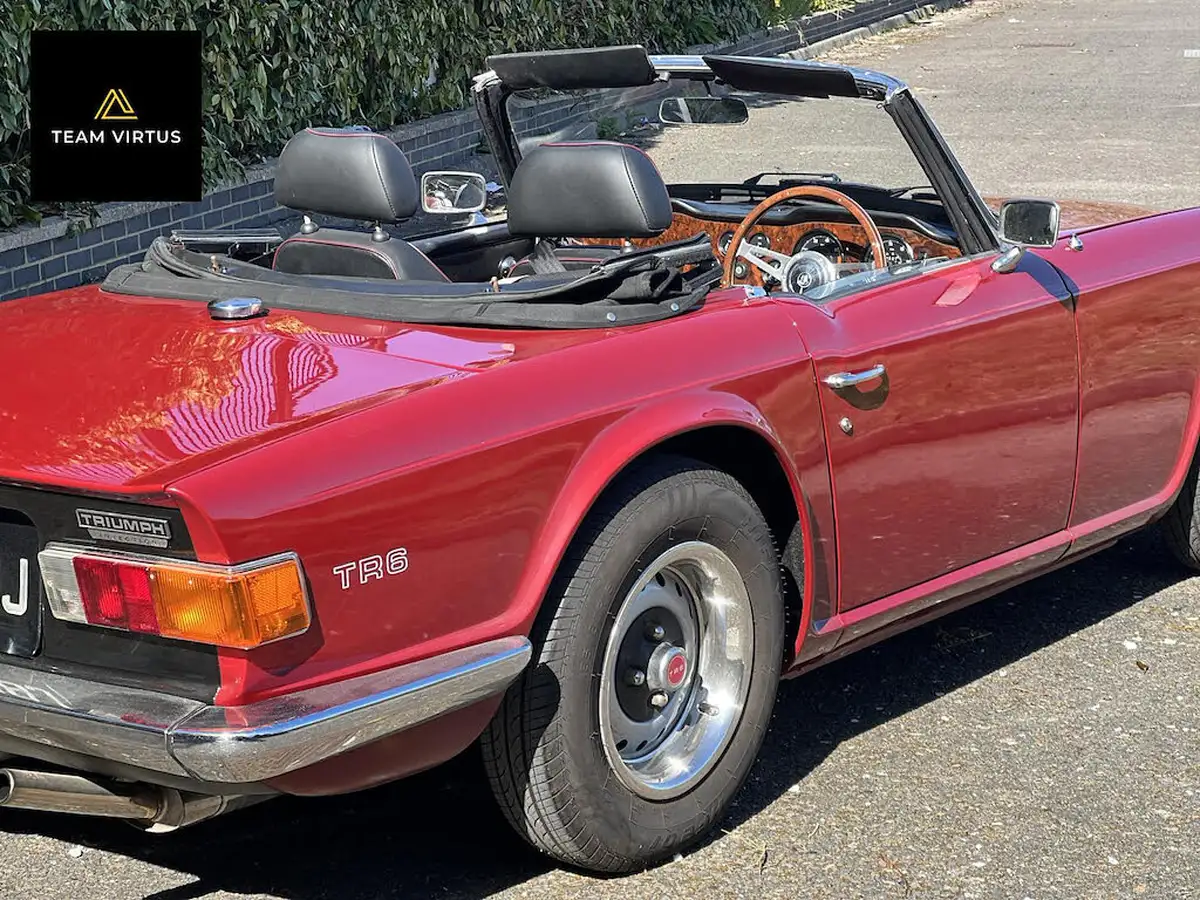 1971-triumph-tr6-convertible-big-46