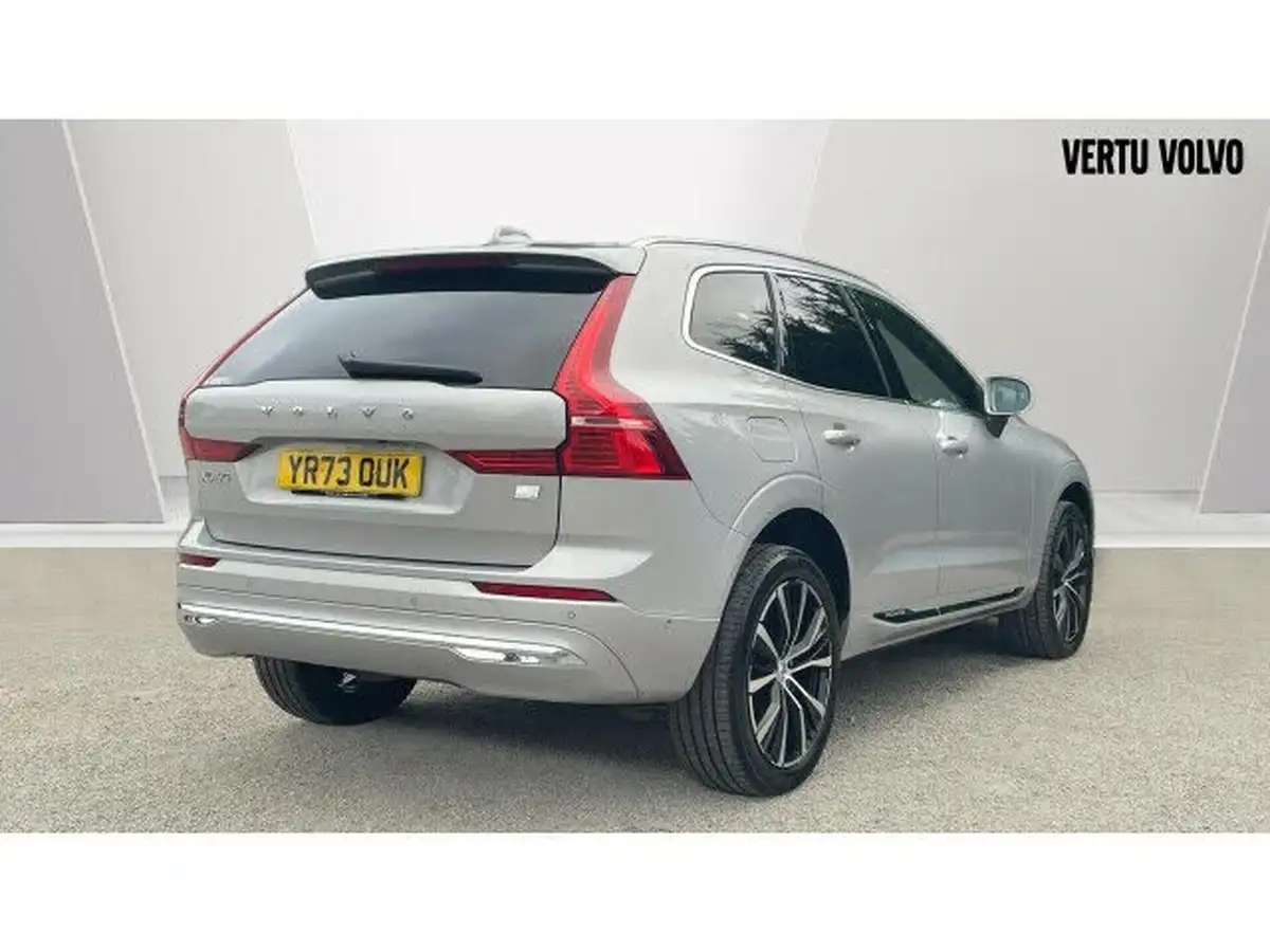2023-volvo-xc60-20-t8-ultimate-dark-big-6