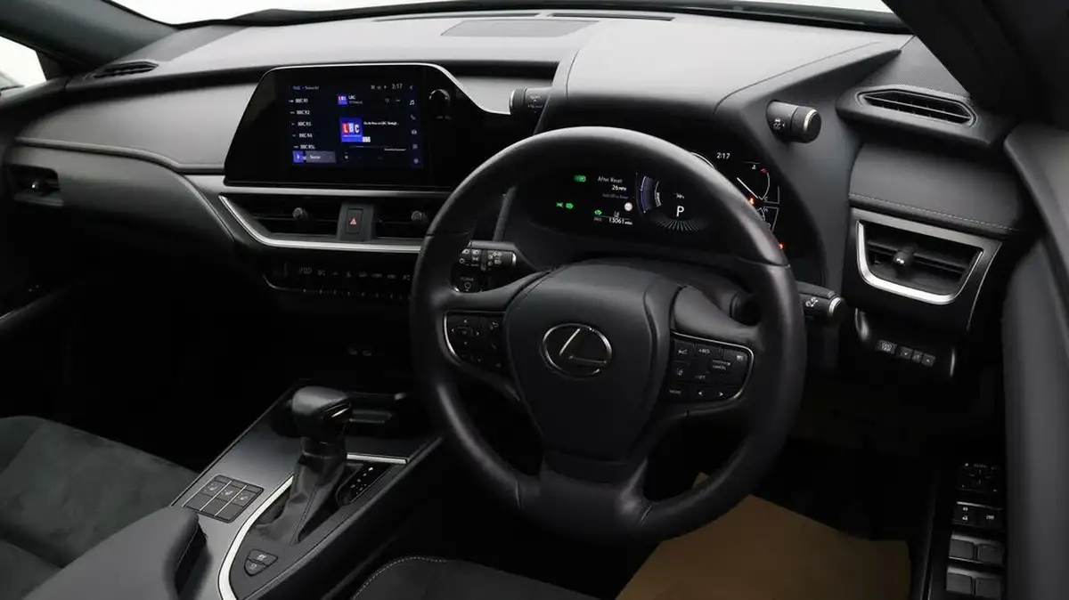 2023-lexus-ux-250h-20-ux-premium-plus-pack-big-8