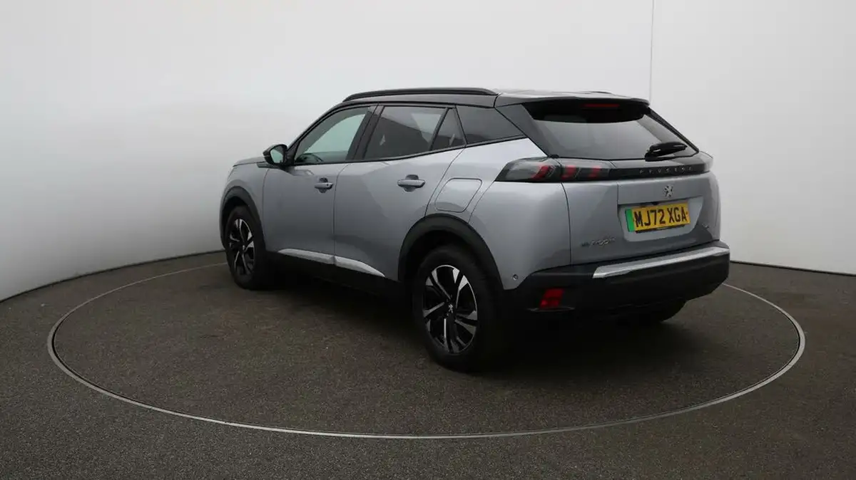 2021-peugeot-2008-suv-e-gt-big-56