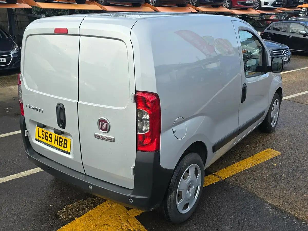 2019-fiat-fiorino-14-cargo-tecnico-8v-75-eu6dt-big-4