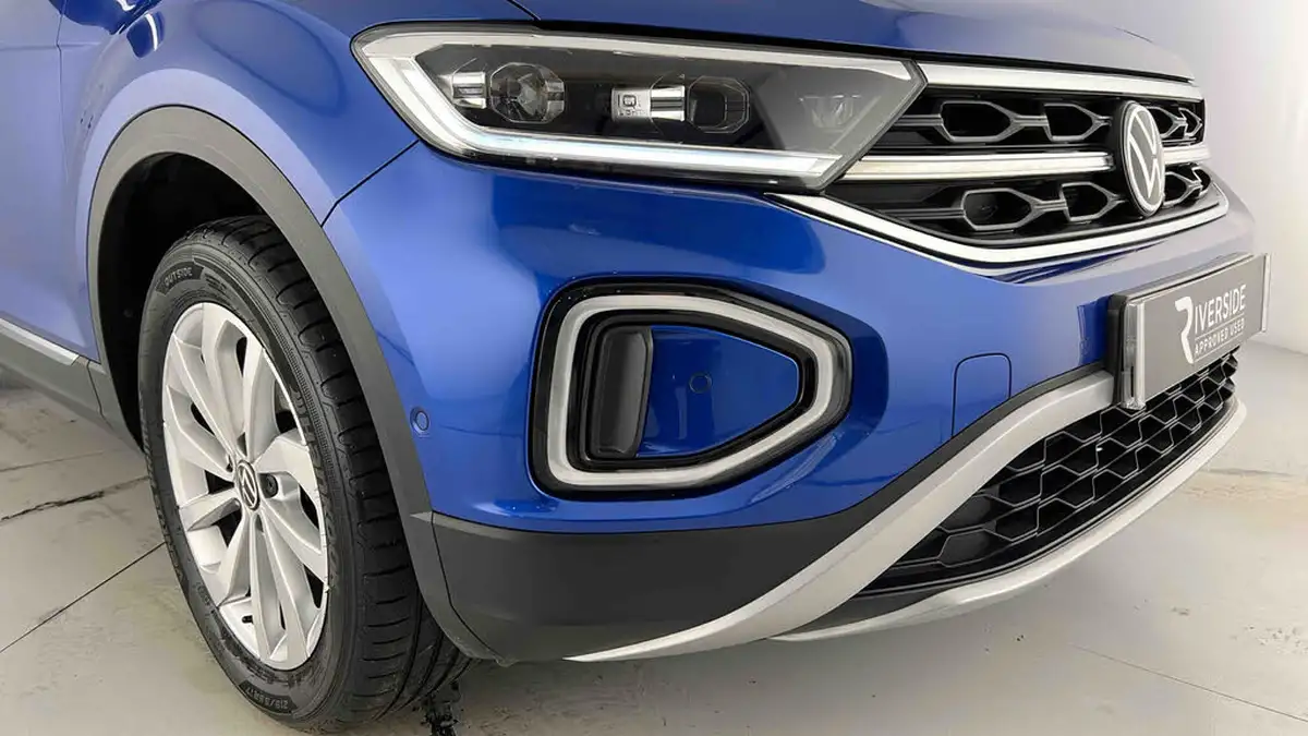 2022-volkswagen-t-roc-15-tsi-style-hatchback-5d-dsg-big-23