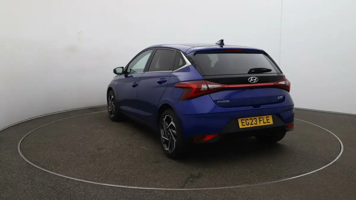 2023-hyundai-i20-10-t-gdi-premium-dct-big-61