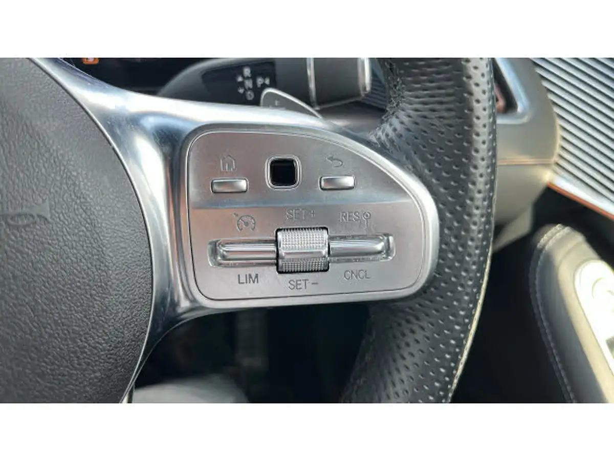 2022-mercedes-benz-eqc-e-eqc-400-amg-line-premium-big-27