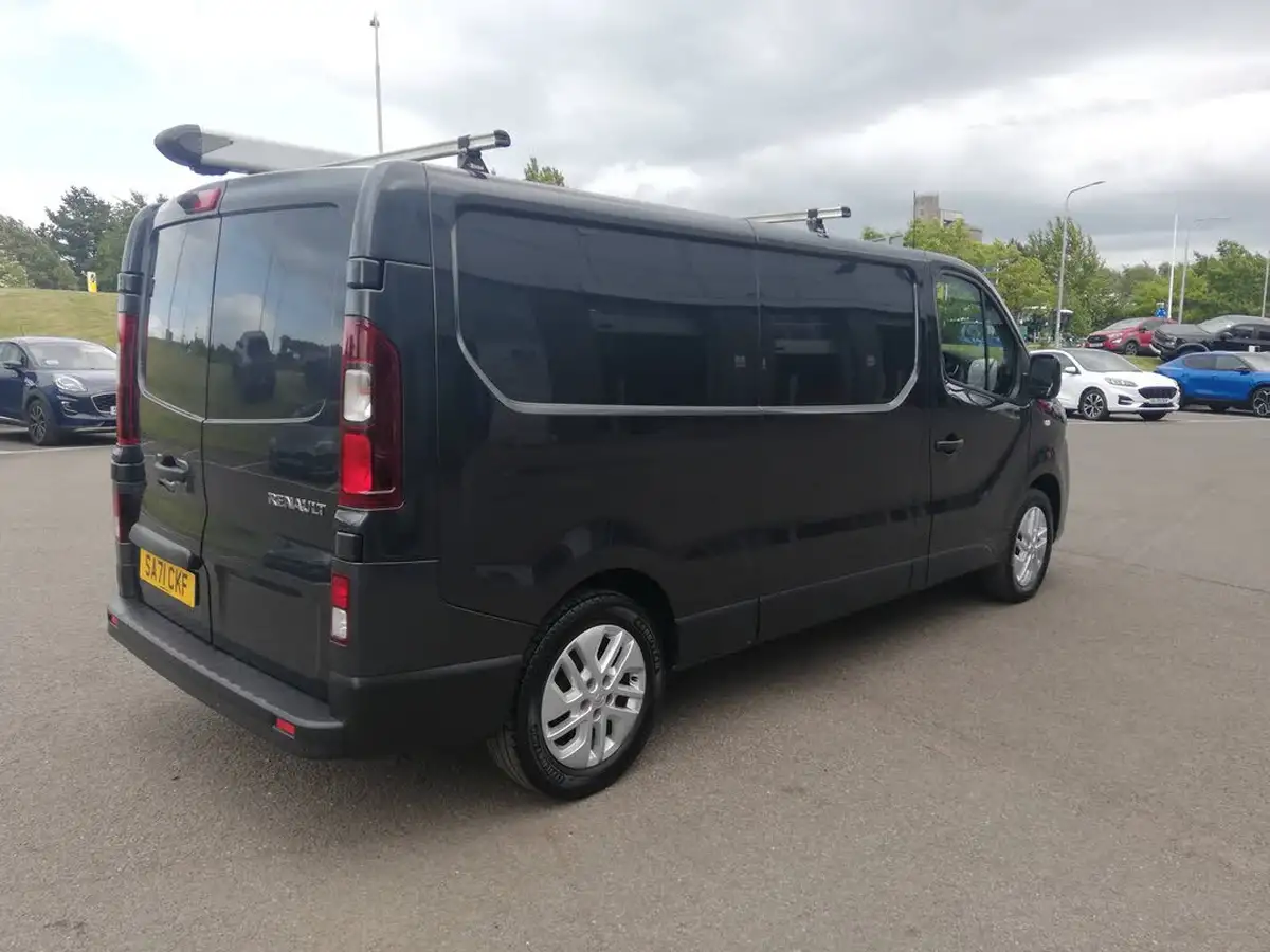 2021-renault-trafic-20dci-ll30-energy-145-sport-panel-big-2