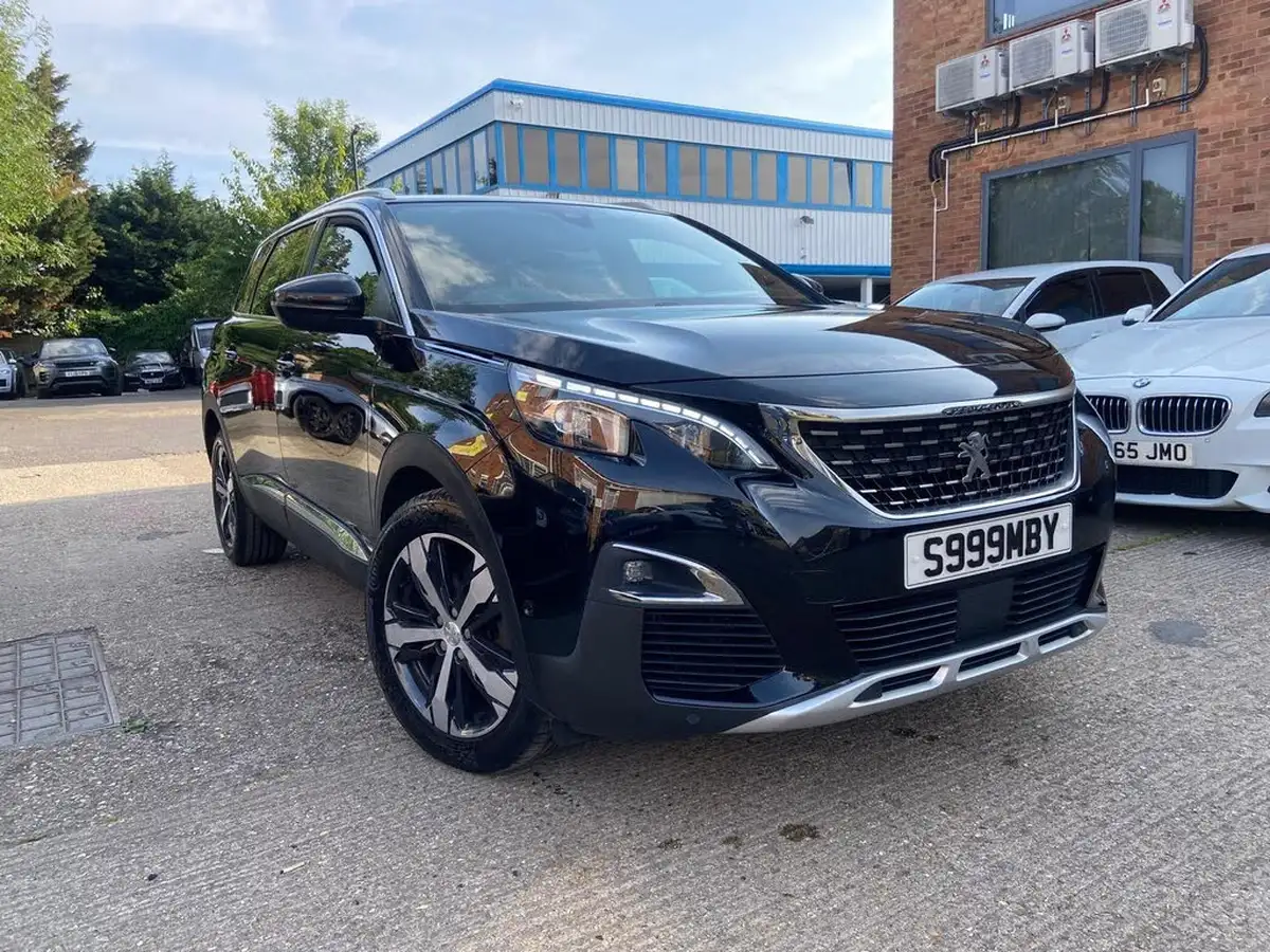 2018-peugeot-5008-suv-16-bluehdi-gt-line-eat6-big-0