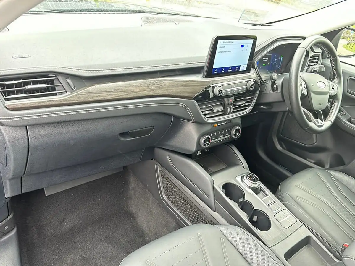 2021-ford-kuga-25t-vignale-225ps-phev-big-10