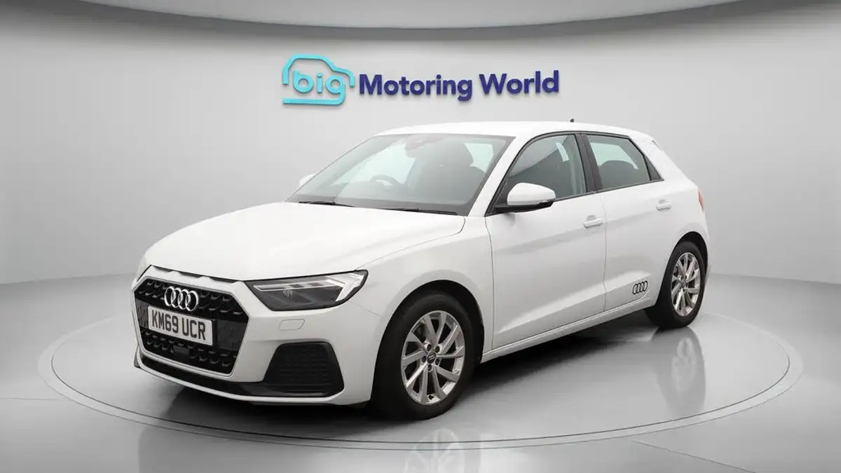 2019-audi-a1-10-30-tfsi-sport-s-tronic-big-3