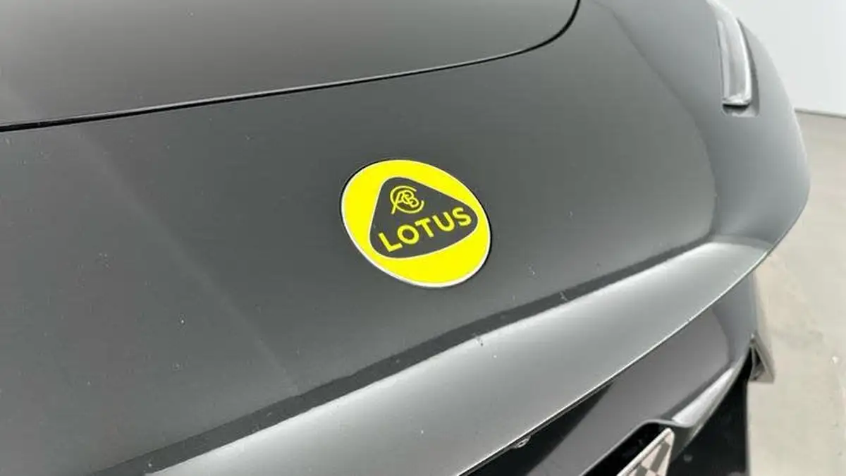 2024-lotus-eletre-e-r-big-23