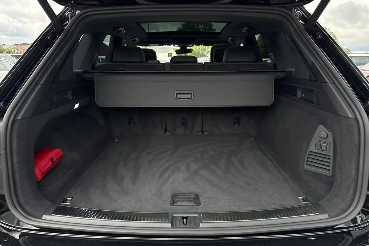 2025-volkswagen-touareg-30tdi-black-edition-286ps-big-6