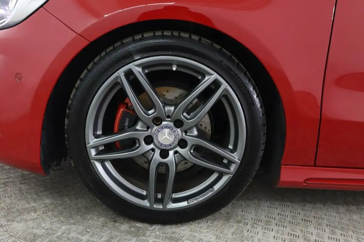 2016-mercedes-benz-a-class-21d-a200d-amg-line-136ps-premiumss-7g-dct-big-14