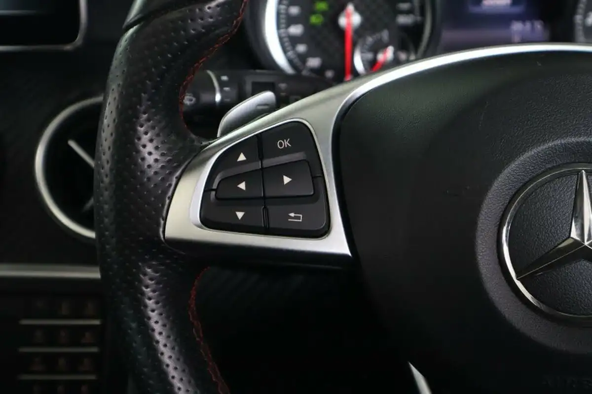 2016-mercedes-benz-a-class-21d-a200d-amg-line-136ps-premiumss-7g-dct-big-38