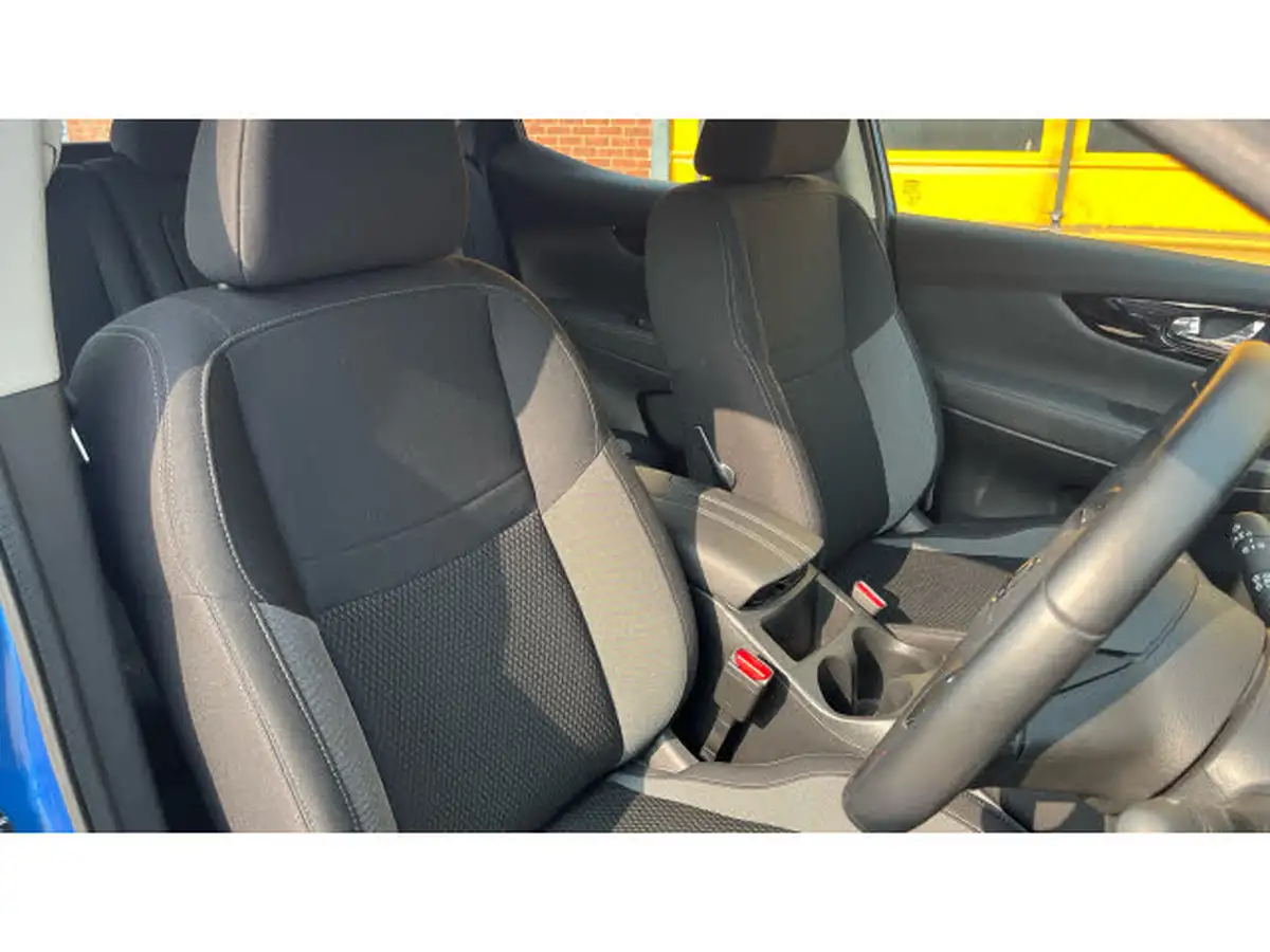 2019-nissan-qashqai-13-dig-t-acenta-premium-140ps-big-27