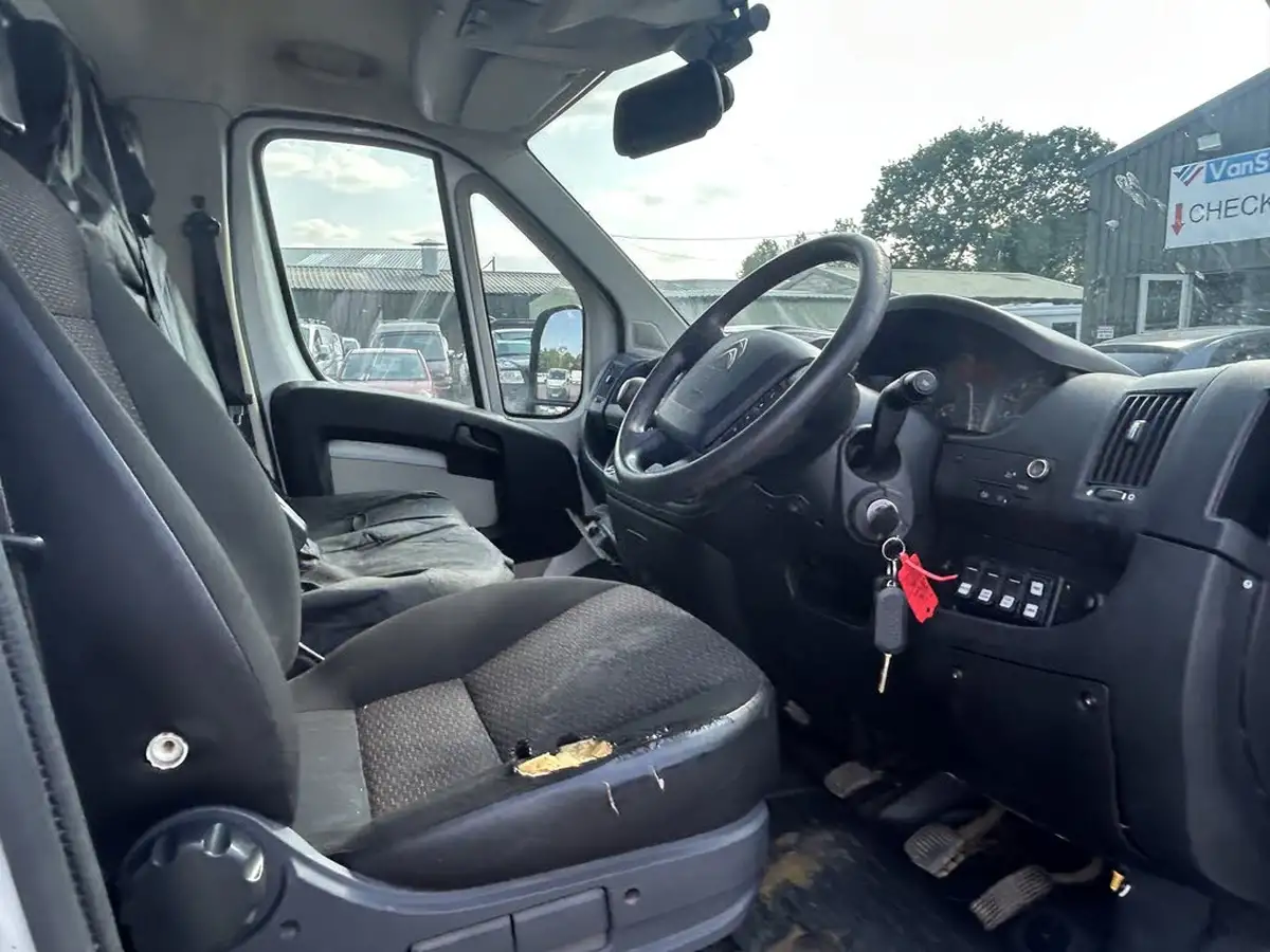 2015-citroen-relay-22td-35-l3-130-dropside-truck-big-1
