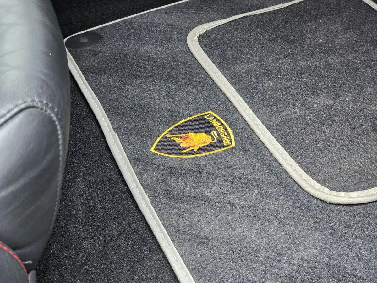 2015-lamborghini-huracan-52-lp-610-4-4wd-coupe-big-28