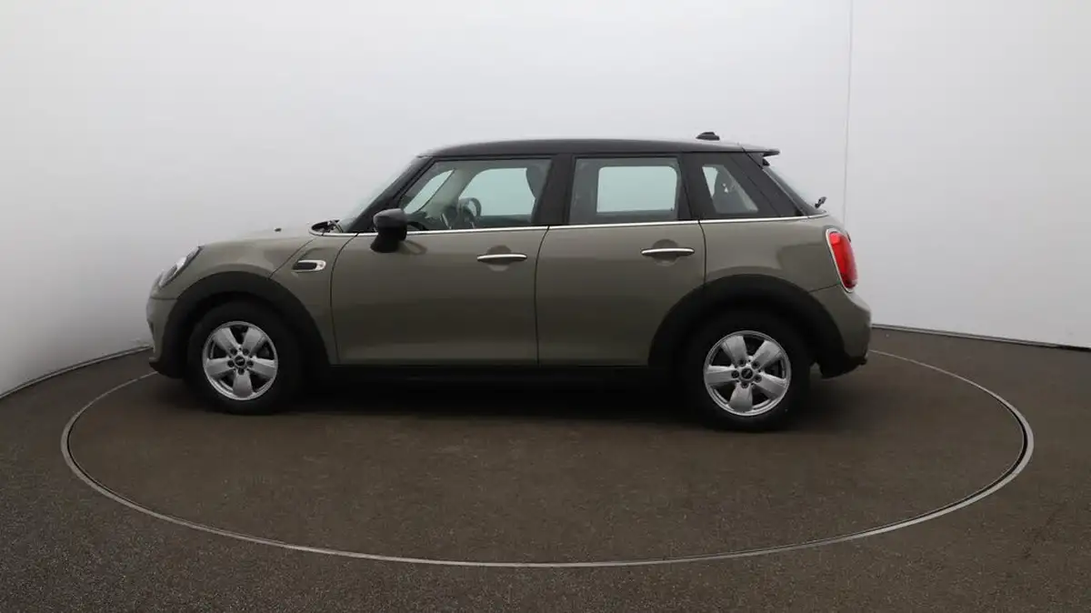 2020-mini-countryman-15-cooper-classic-big-63