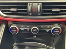 2018-alfa-romeo-giulia-20-veloce-small-46