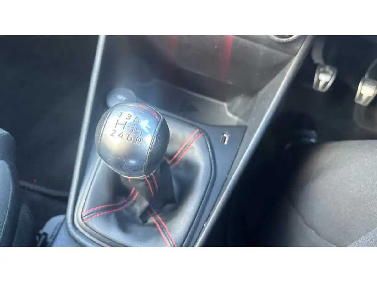 2018-hyundai-kona-16-t-gdi-premium-gt-1-tone-roof-big-41